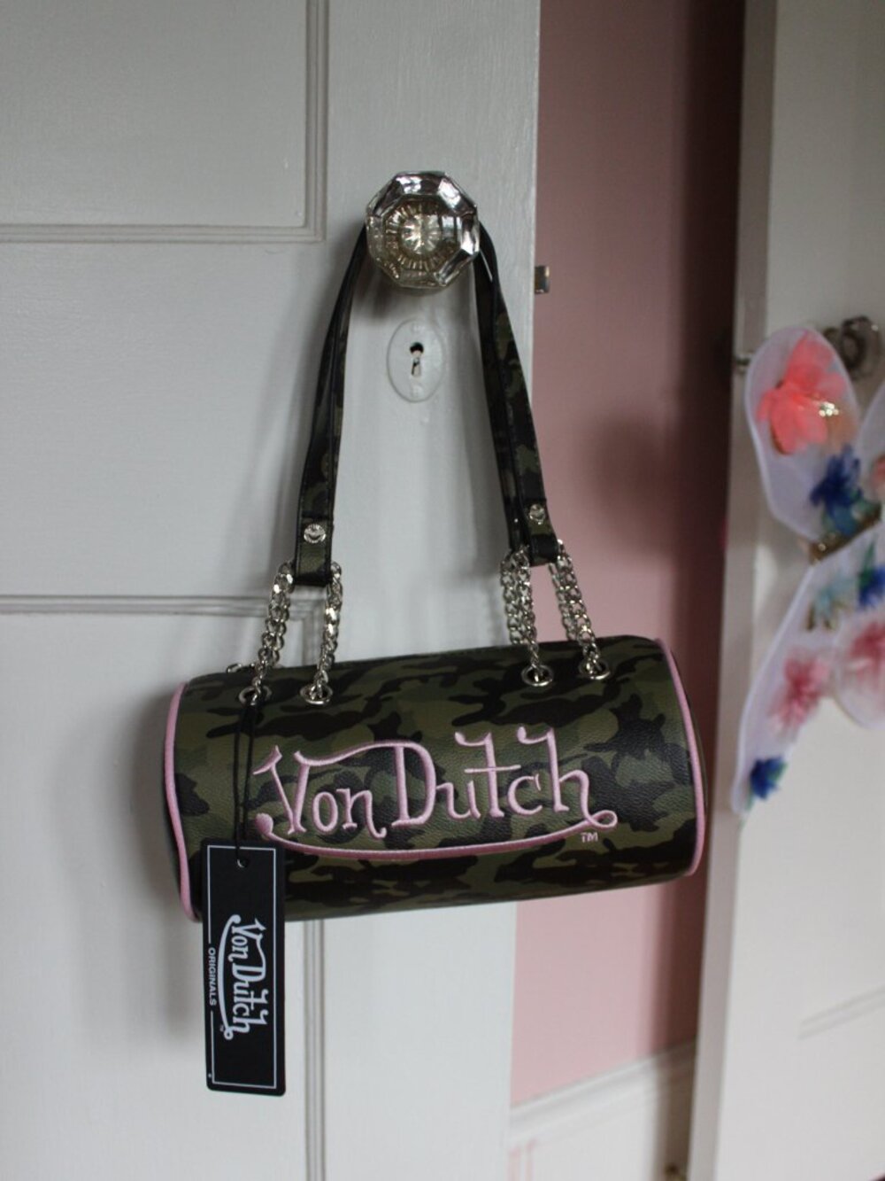 Von Dutch Camo Barrel Shoulder Bag Pink Logo Chain Strap NWT Y2K